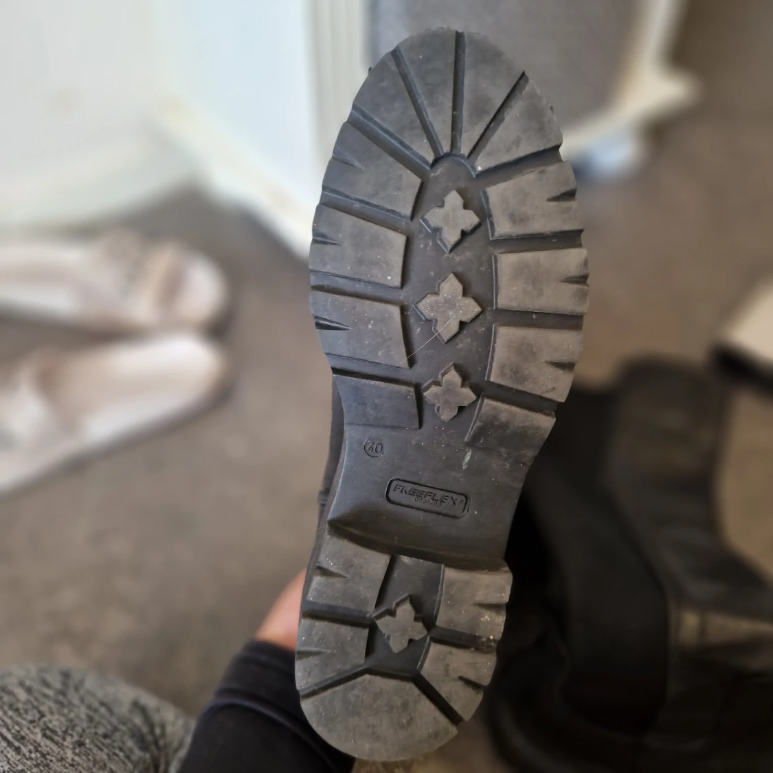 Svarta höga stövlar "Nero" i skinn fr Ella of Sweden str 40 - 2