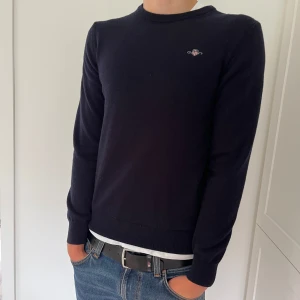 Stickad Gant tröja - Gant tröja i väldigt bra skick. Använd fåtal gånger.