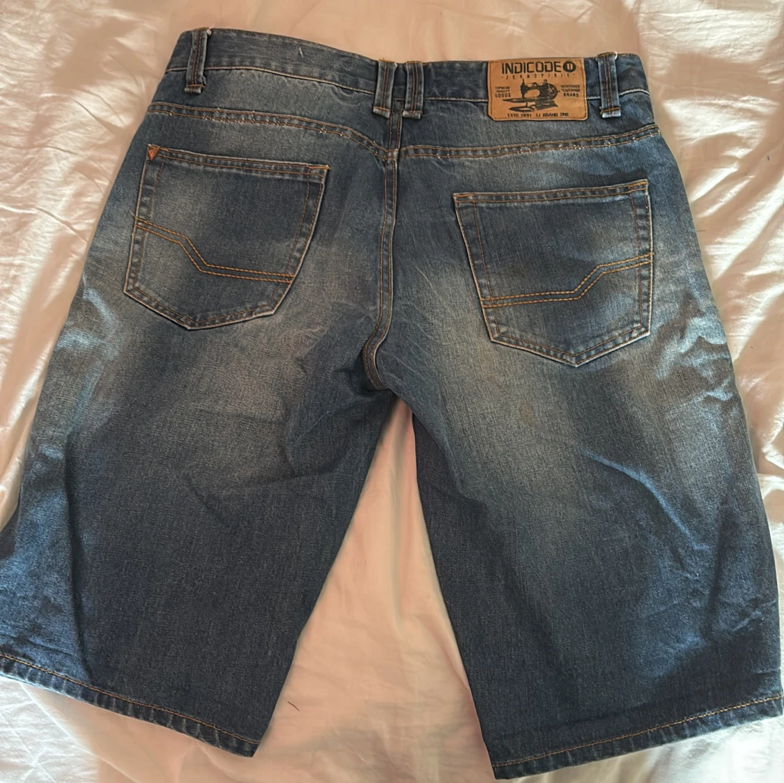 Blå jeansshorts från Indicode - 1