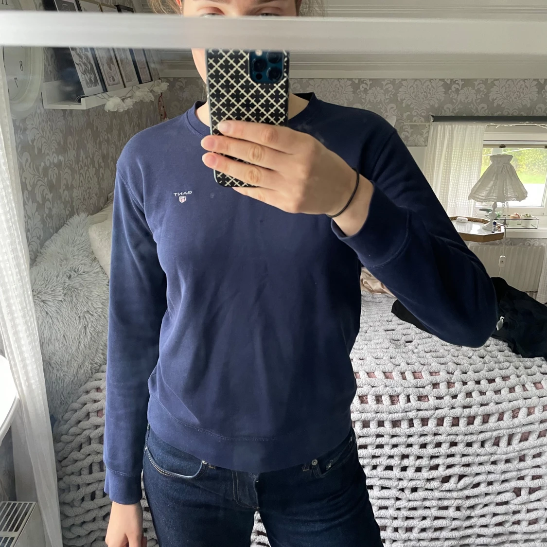 Mörkblå sweatshirt från GANT - 2