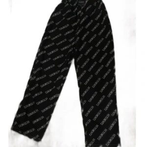 Vetements - Dark Blue / Black