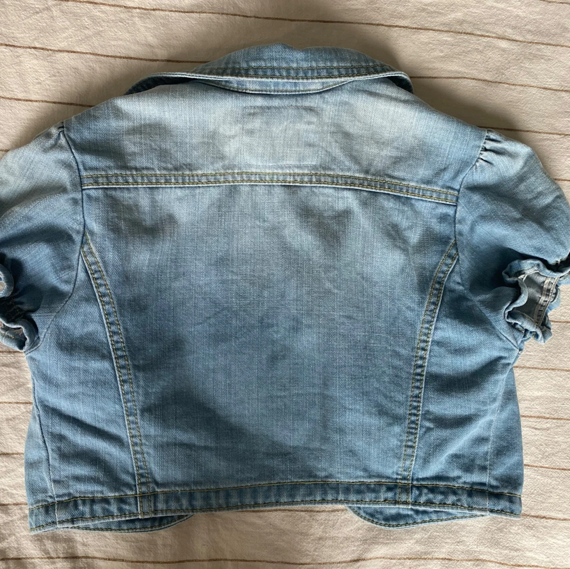 Ljusblå jeansbolero Fishbone - 2