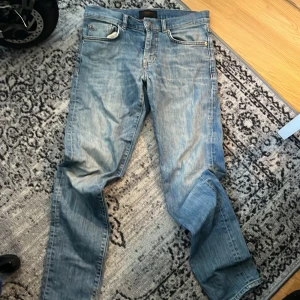 J.lindeberg jeans - Riktigt feta jeans från j lindberg, storleken är W32 L31 men har krympt lite i tvätten så är mer som en W30-31