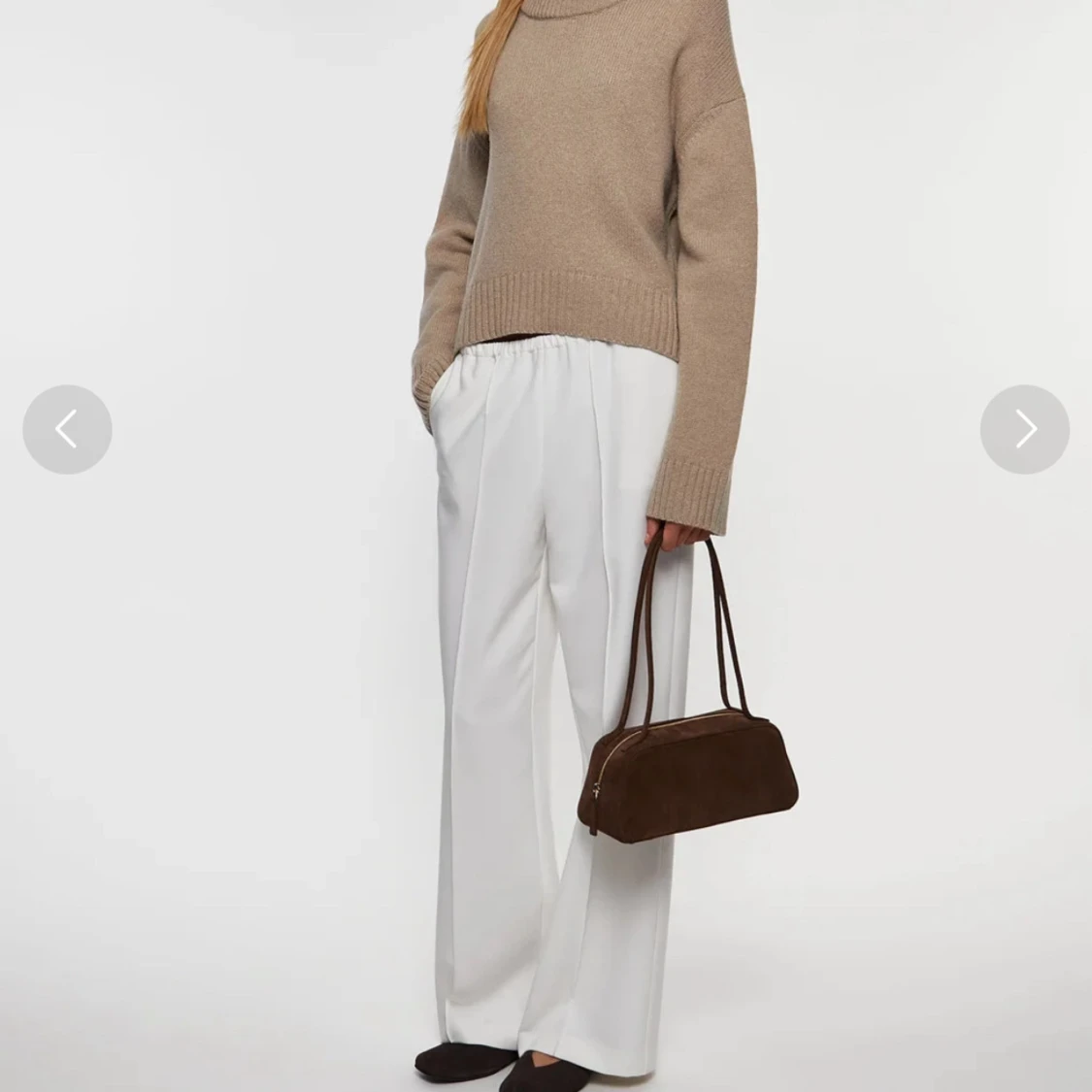 Wakakuu Icons Beige stickad tröja med ribbad kant - 1