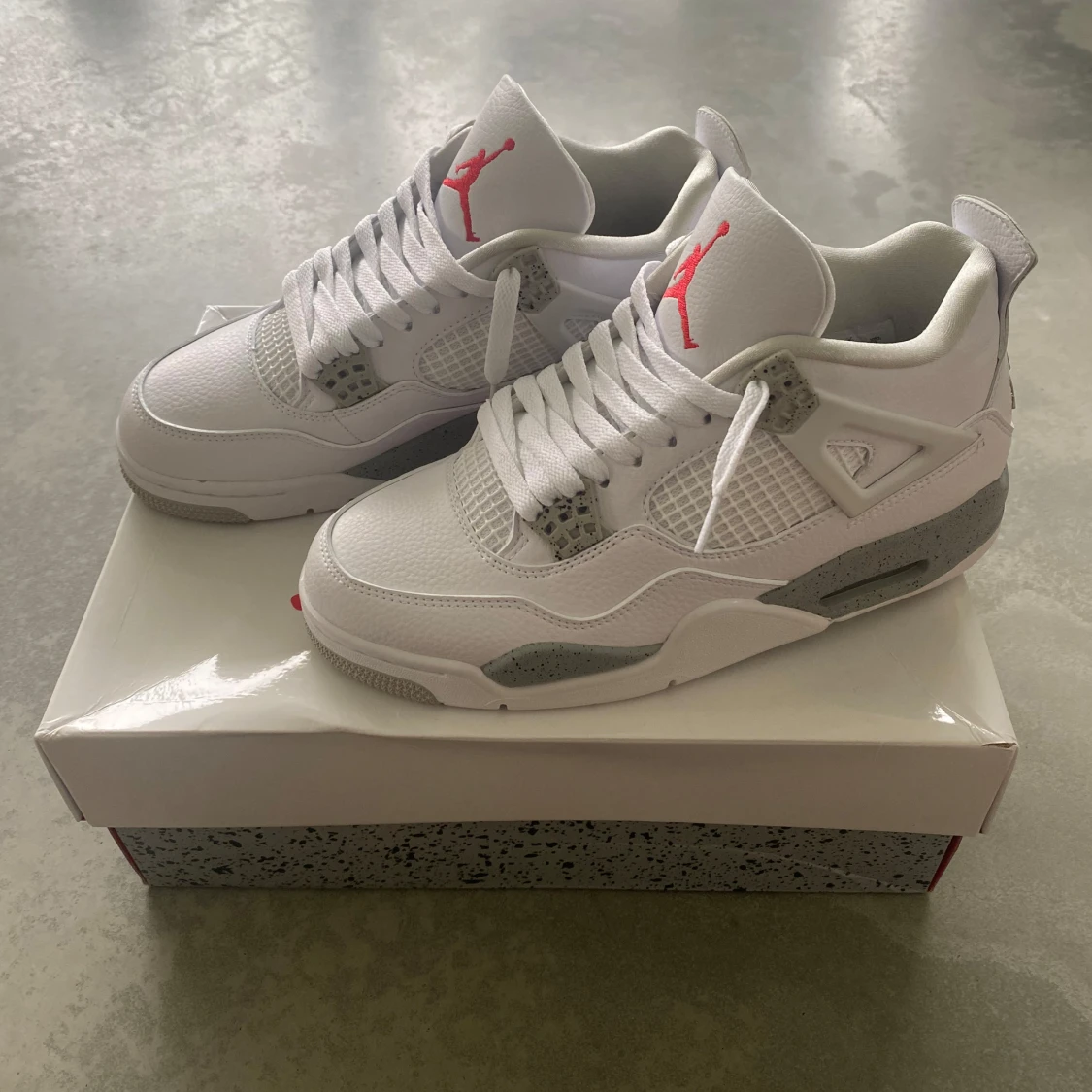 Nike Air Jordan 4 White Oreo