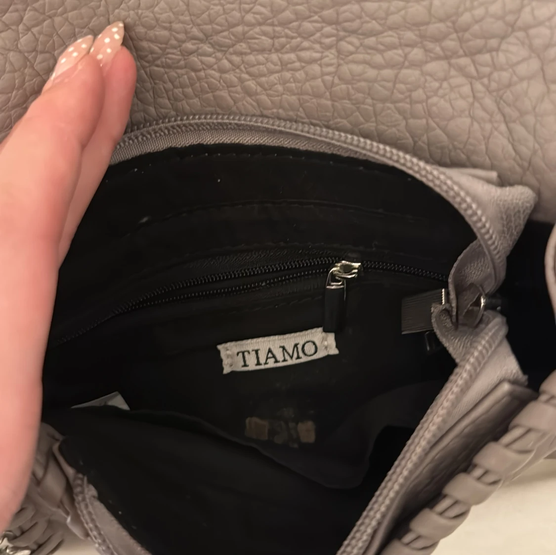 Grå tiamo väska  - 4