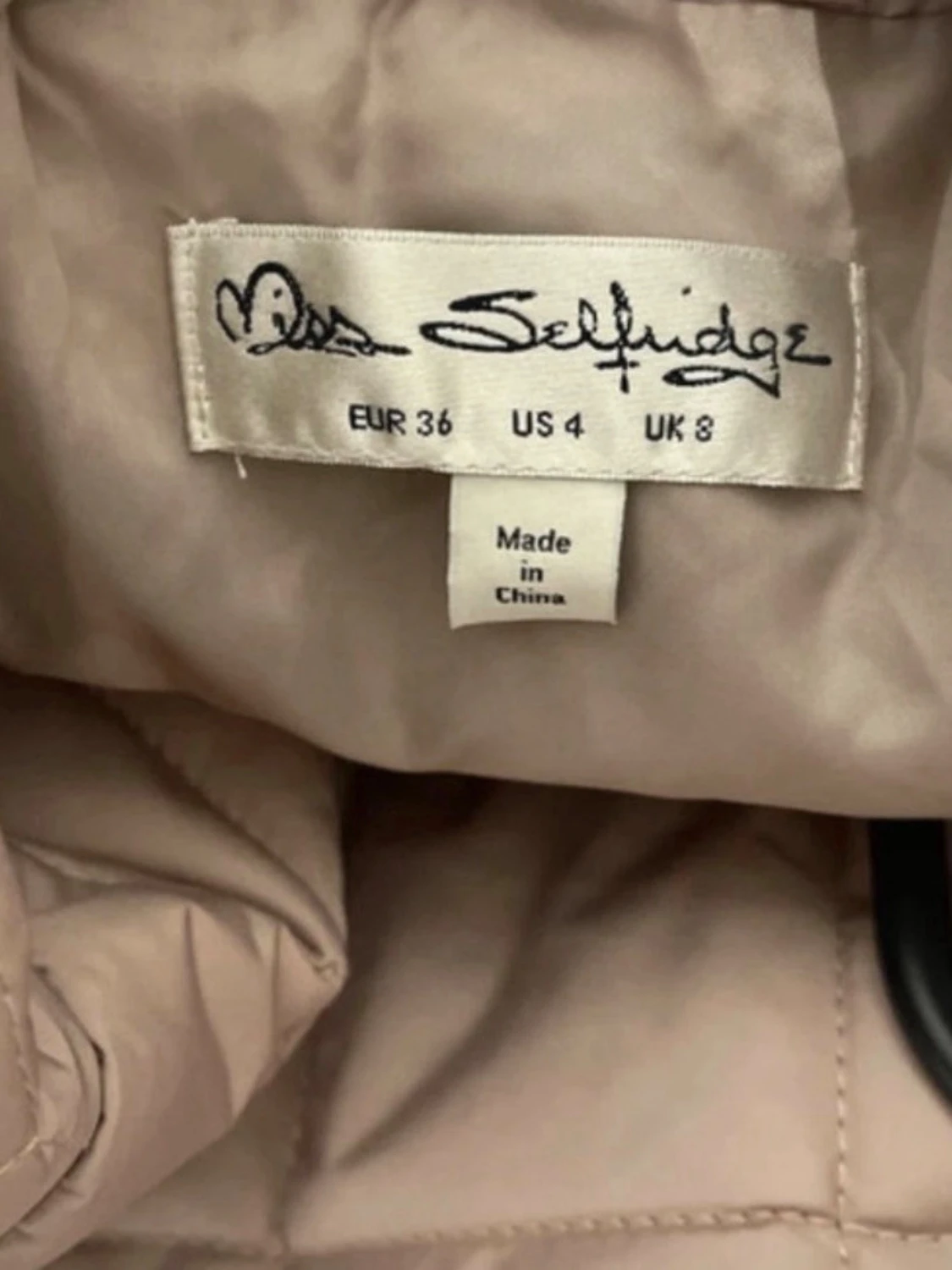 Beige quiltad lång pufferjacka - 2