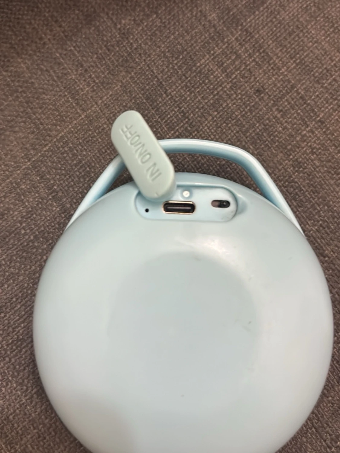 Portabel rund högtalare ljusblå - 2