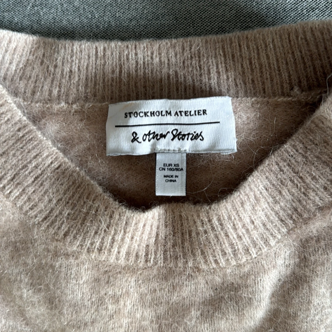 Beige stickad tröja & Other Stories XS - 2