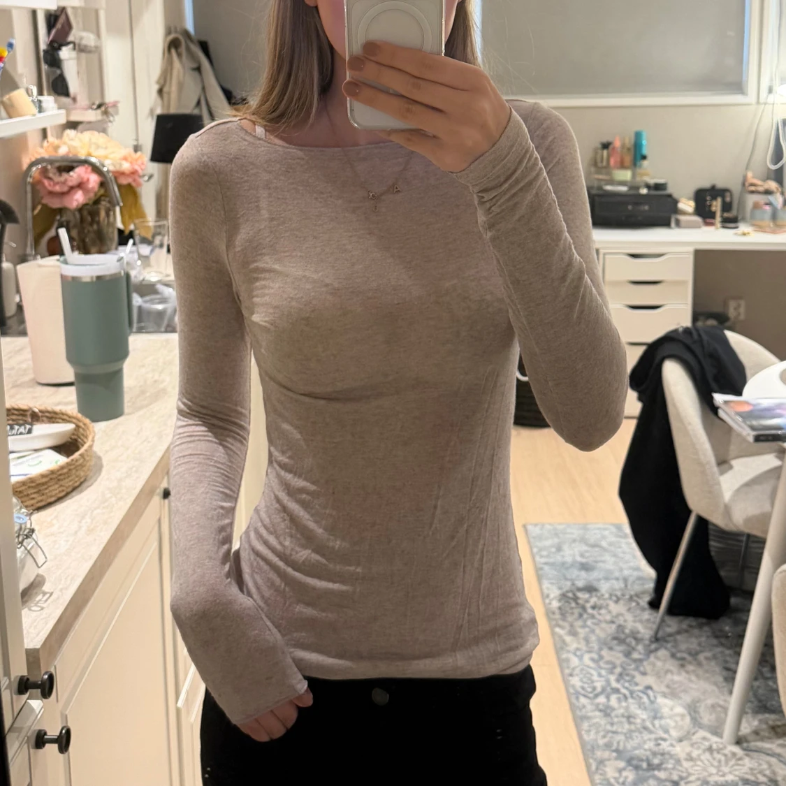 Beige långärmad slim topp