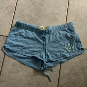 Lågmidjade hollister shorts - Lågmidjade shorts från hollister💗
