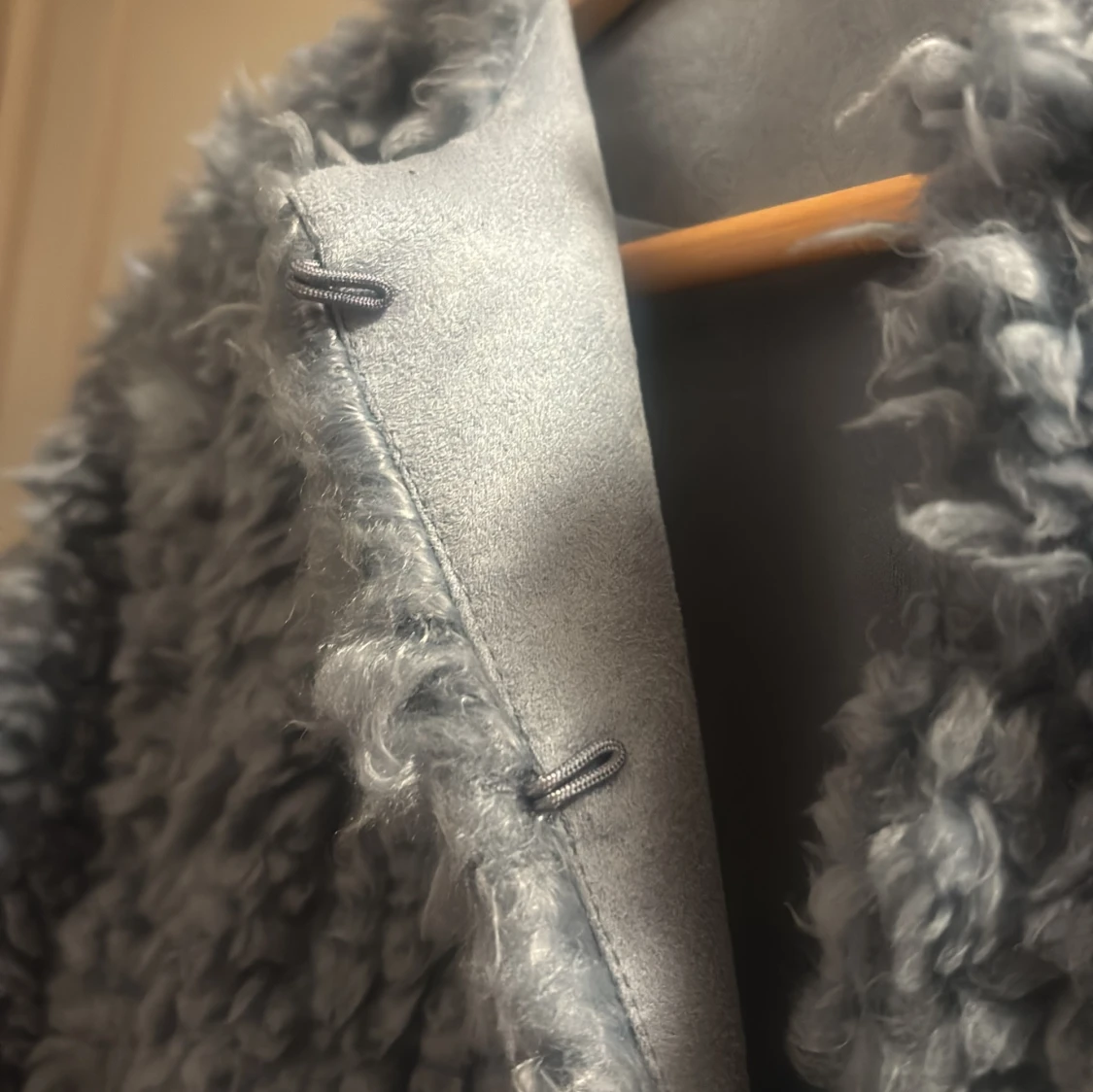 Blå teddyjacka från H&M Divided XS - 3