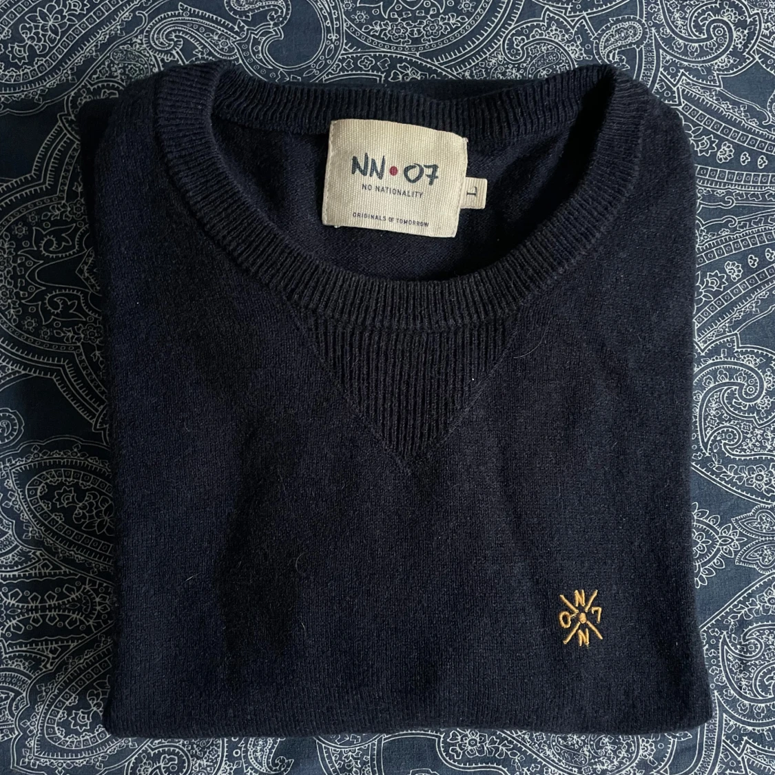 Stickad tröja NN07