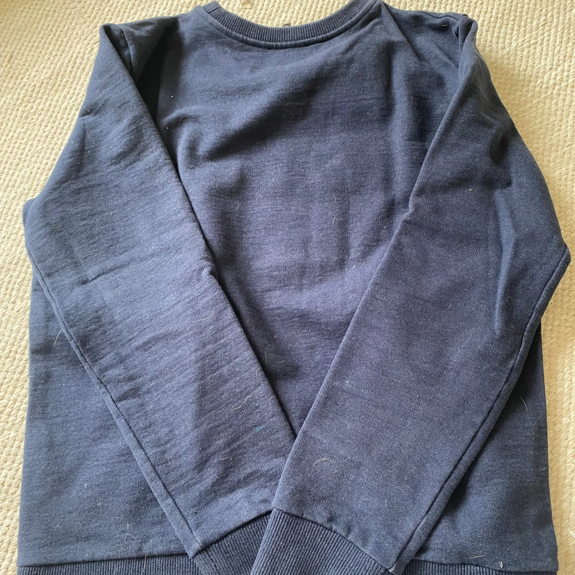 Mörkblå sweatshirt från A.P.C. - 1