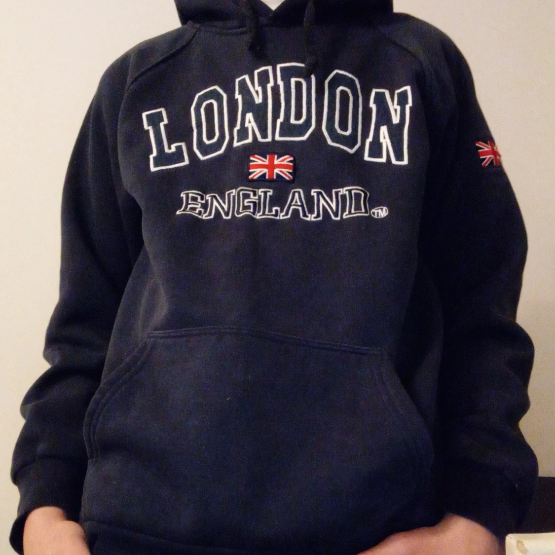 Mörkblå  London hoodie - 1