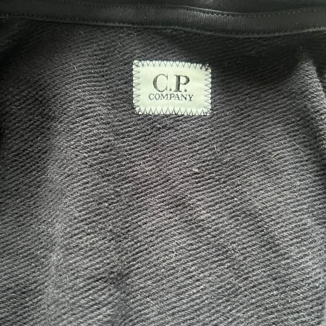 Svart hoodiejacka från C.P. Company - 2