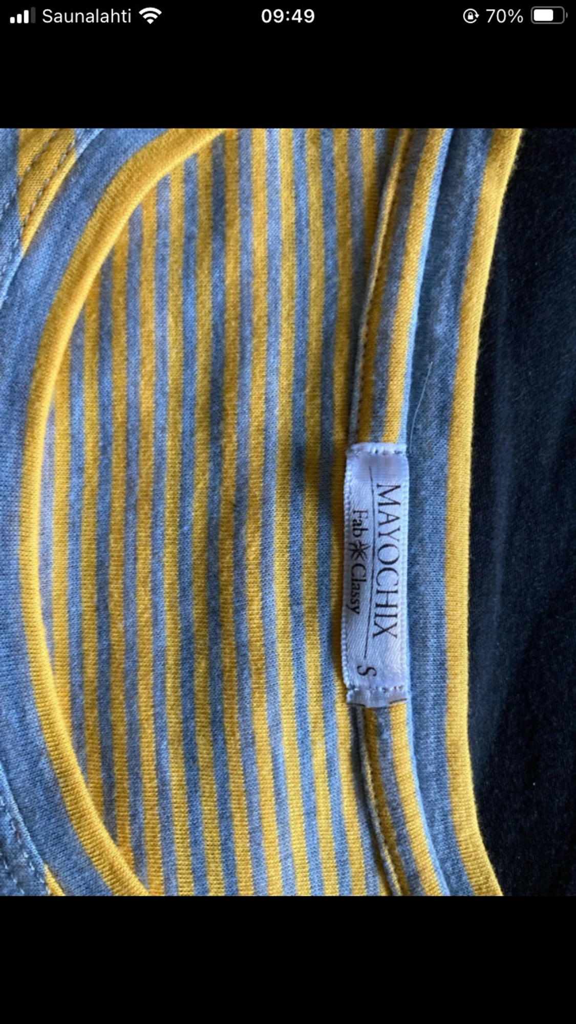 Randig gul och grå t-shirt från Mayochix - 1