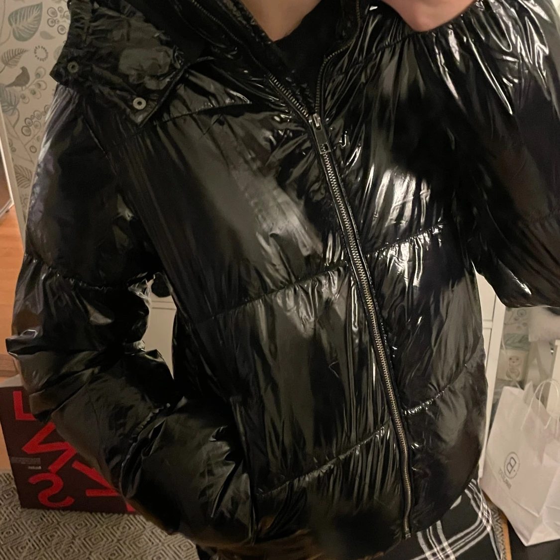 Svart pufferjacka från Nelly - 1