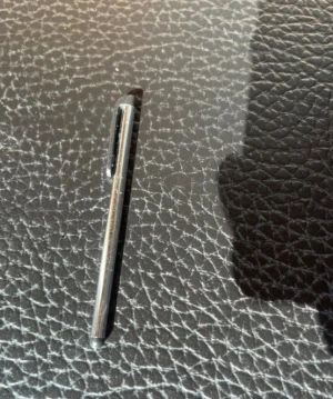  Note  Pen - Original Samsung  Pen stylus för vilken mobil som helst. Pennan är i gott skick med mindre ytliga repor, fullt fungerande och perfekt för precisionsskrivning och ritning på din telefon.