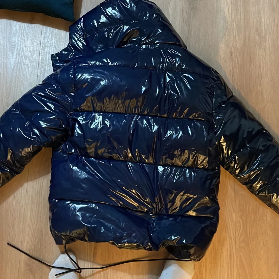 Blå pufferjacka från SikSilk - 3