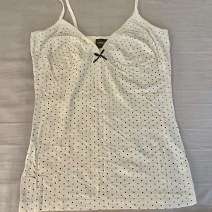 Vit prickig linnetopp  - S