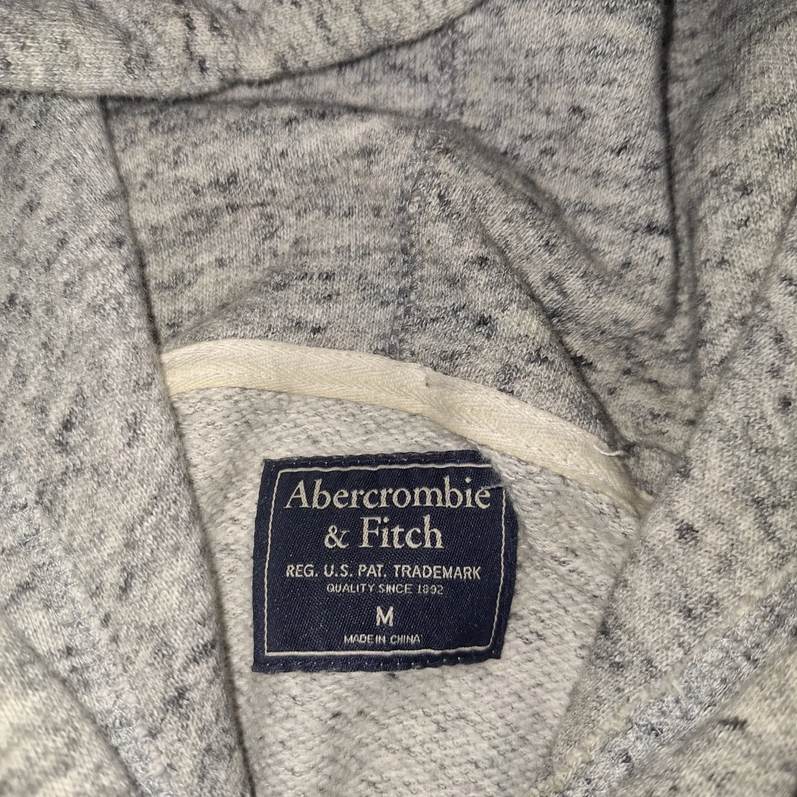 Grå hoodie Abercrombie & Fitch - 1