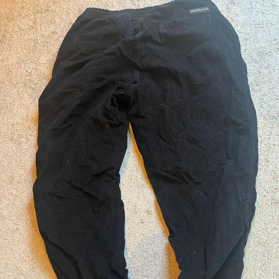 Svarta manchesterbyxor från Polar Skate Co - 2