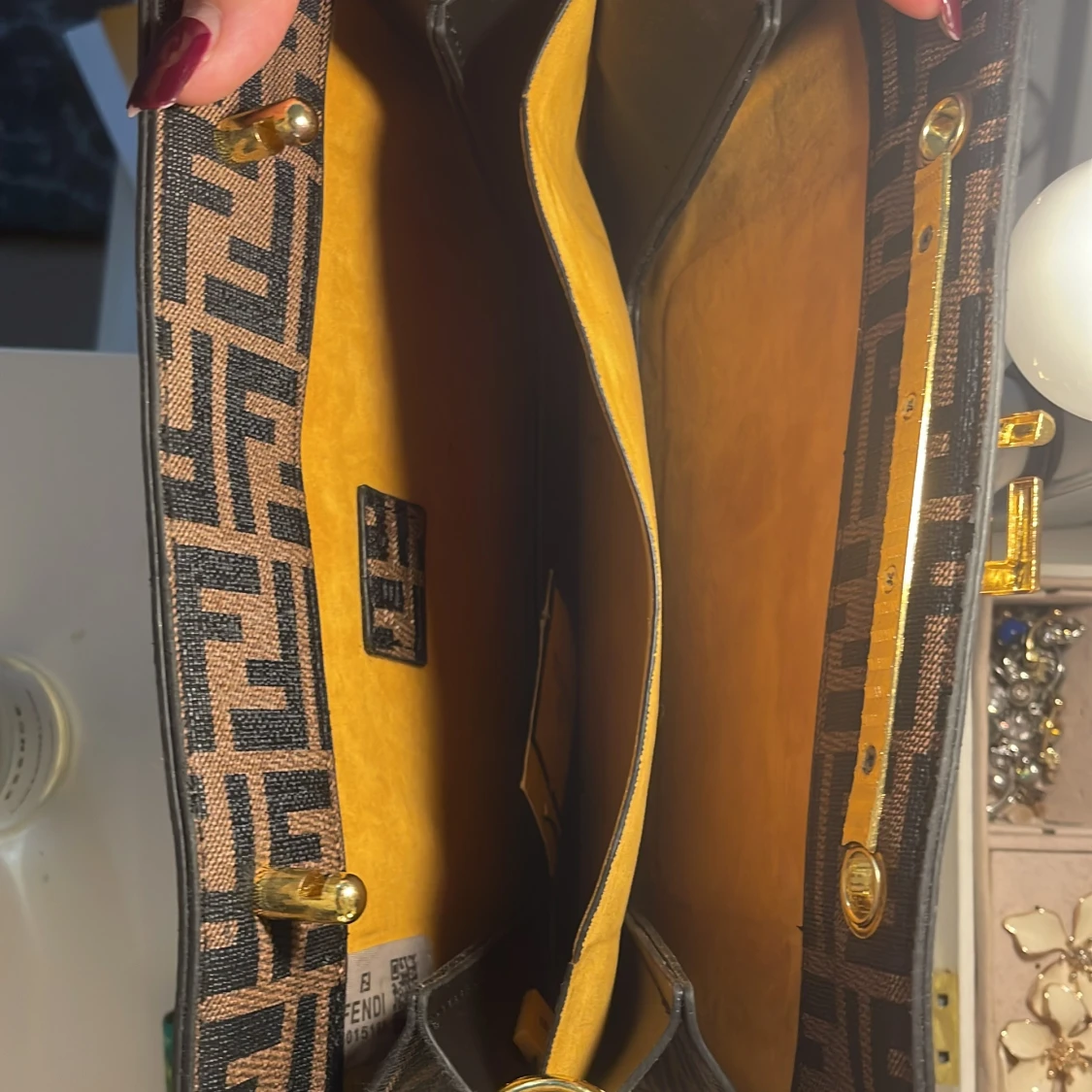 Fendi brun axelväska med FF-mönster - 2