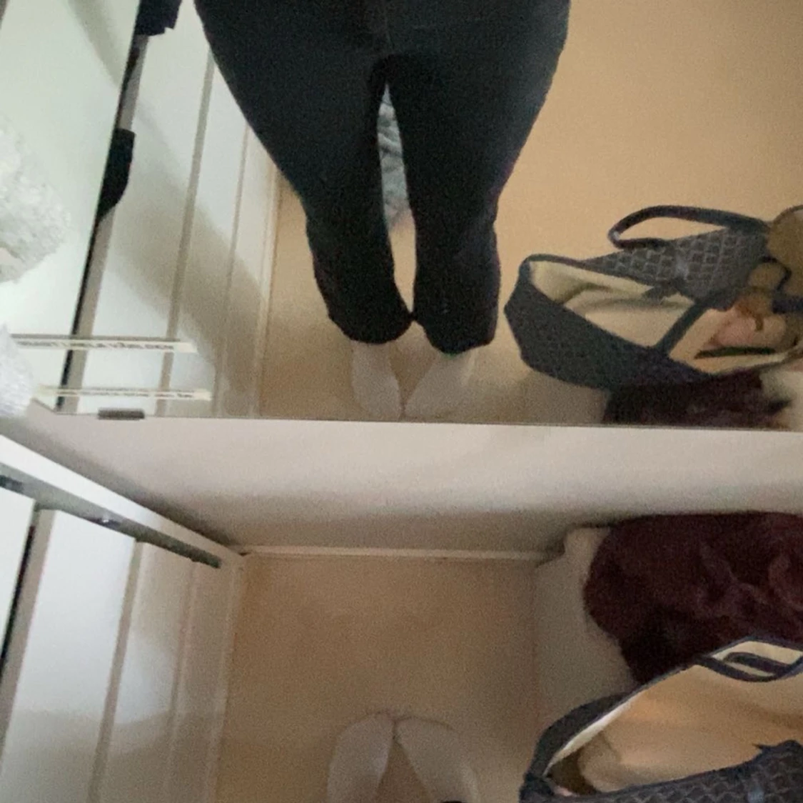 Svarta bootcut byxor från Lindex - 4