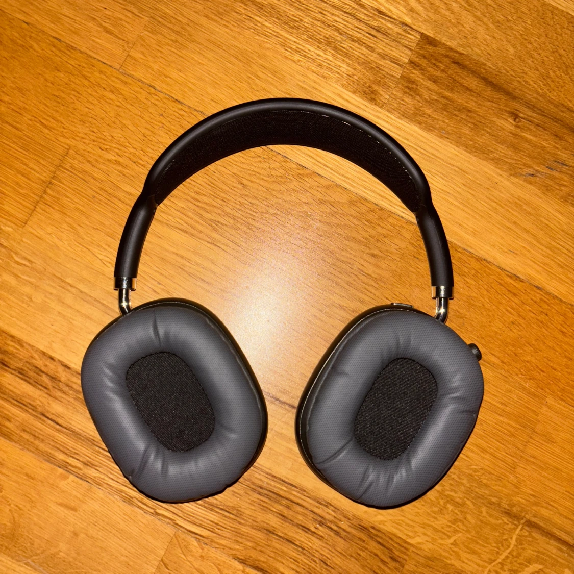 Svarta hörlurar - 1
