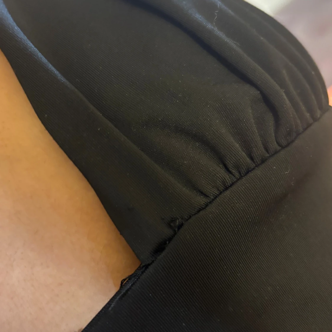 Svart omlott halterneck topp - 4