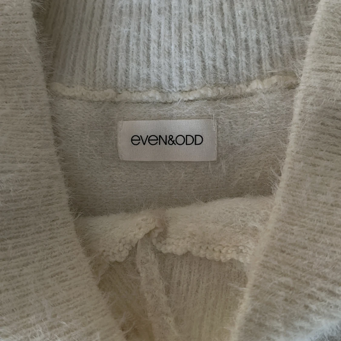 Vit fluffig stickad tröja Even&Odd - 2