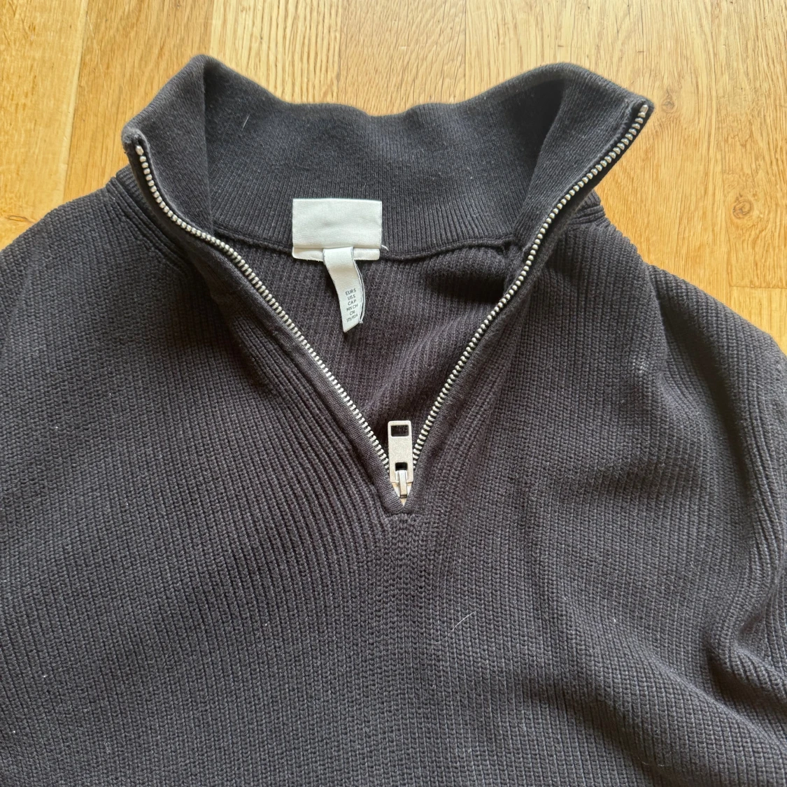 Svart stickad half zip-tröja H&M - 1
