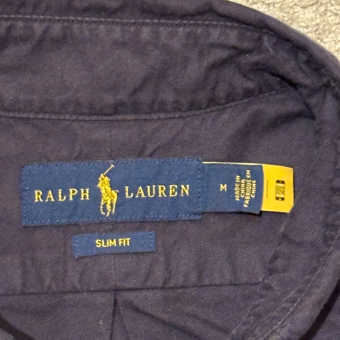 Mörkblå skjorta från Ralph Lauren - 1