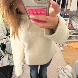 Beige stickad tröja från Zara - stickad tröja från zara, strl xs. 