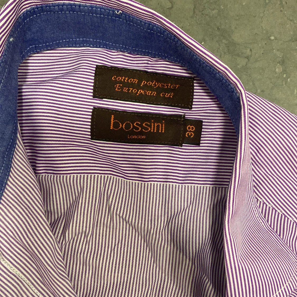 Randig lila skjorta från Bossini - 1