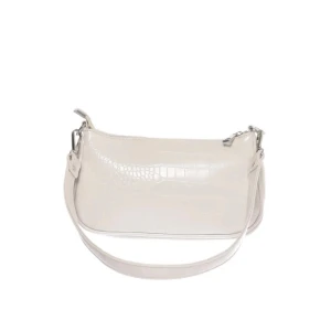 beige väska  - liten beige väska från gina, inga defekter alls! priset kan diskuteras 🫶🏼 