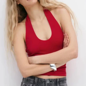 Topp - Topp som e använd en gång. Tryck köp nu