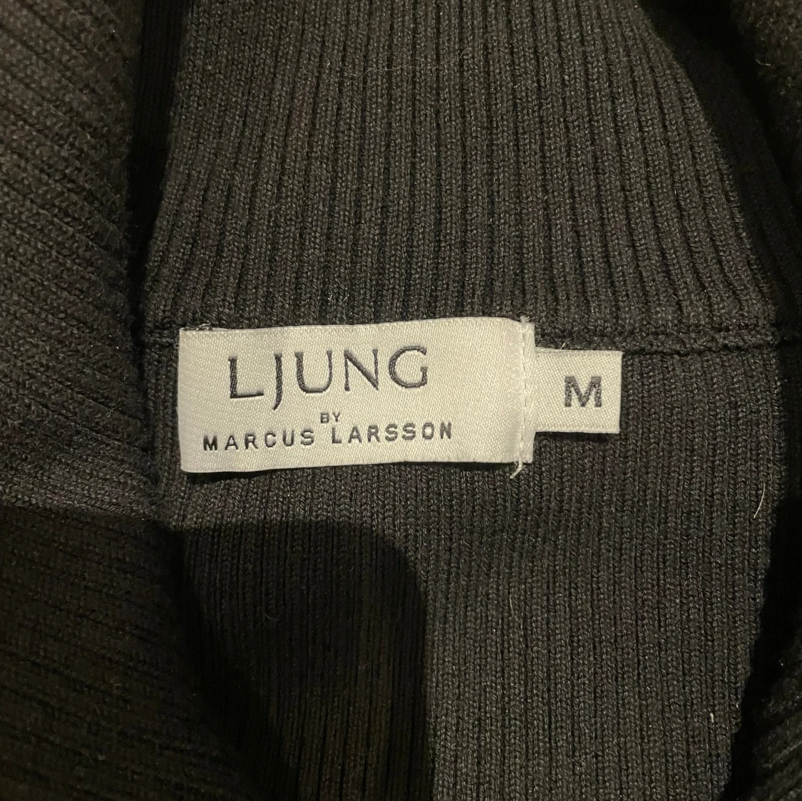 Svart stickad kofta från Ljung - 1