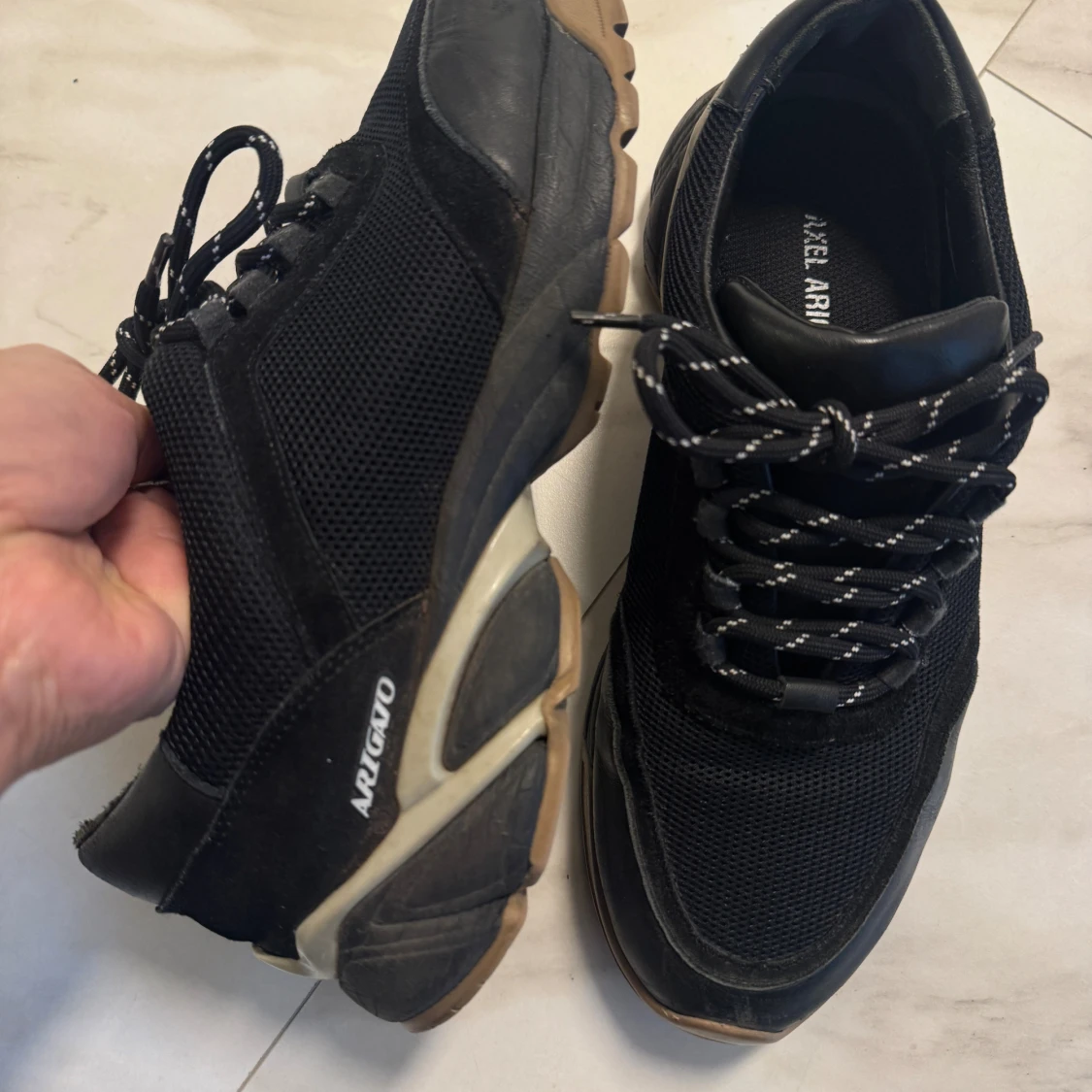 Svarta sneakers Axel Arigato - 2