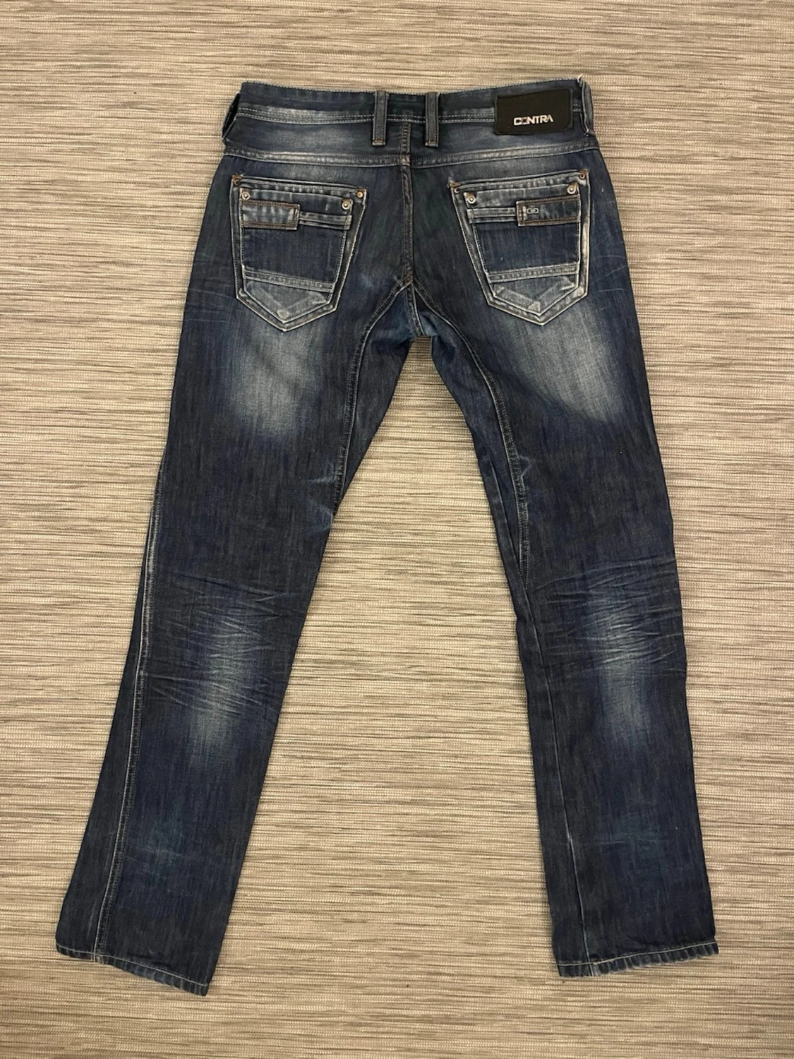 Contra - Sällsynta Jeans - 2