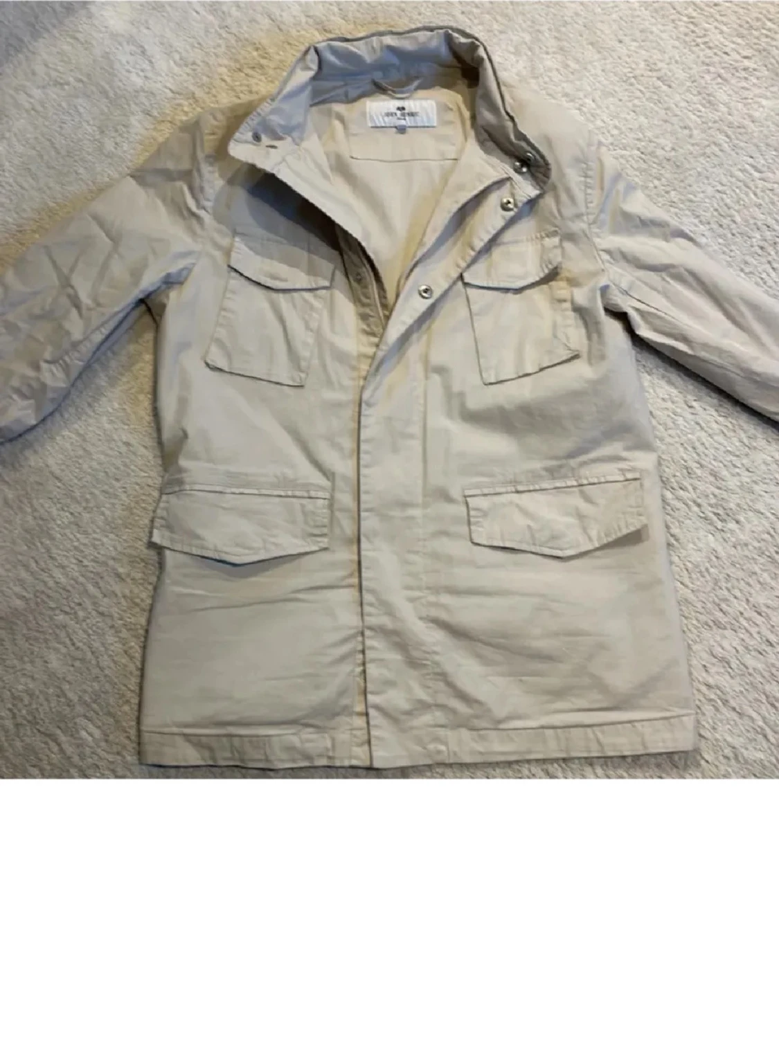 Fieldjacket John Henric, slutsåld överallt - 2