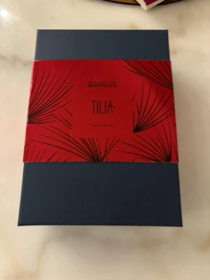 Tilia parfym från Marc-Antoine Barrois - Jättegod doftande parfym. Använd 1 gång, säljer på grund av att jag inte tyckte doften passade mig🫰Pris kan absolut diskuteras (Nypris 2500kr)