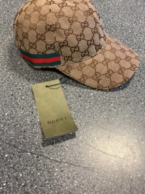 Gucci - Äkta gucci keps för bara 350