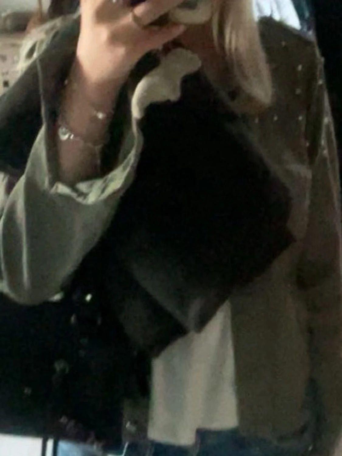 Mörkgrön jacka med nitar - 5