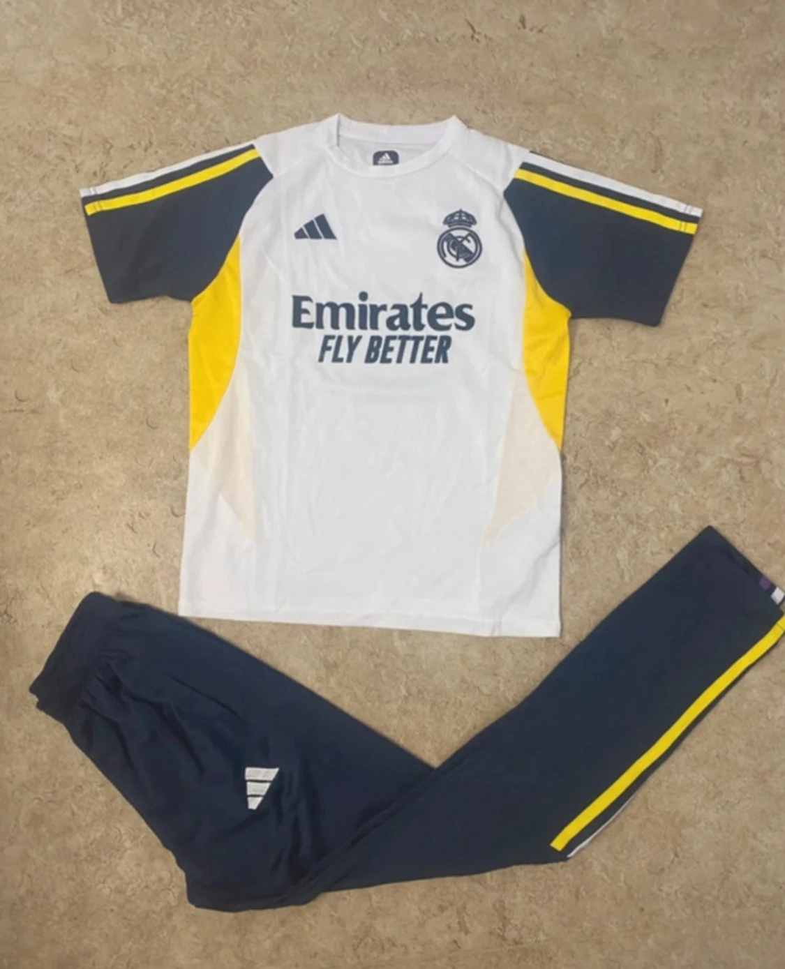 Real Madrid fotbollströja Adidas