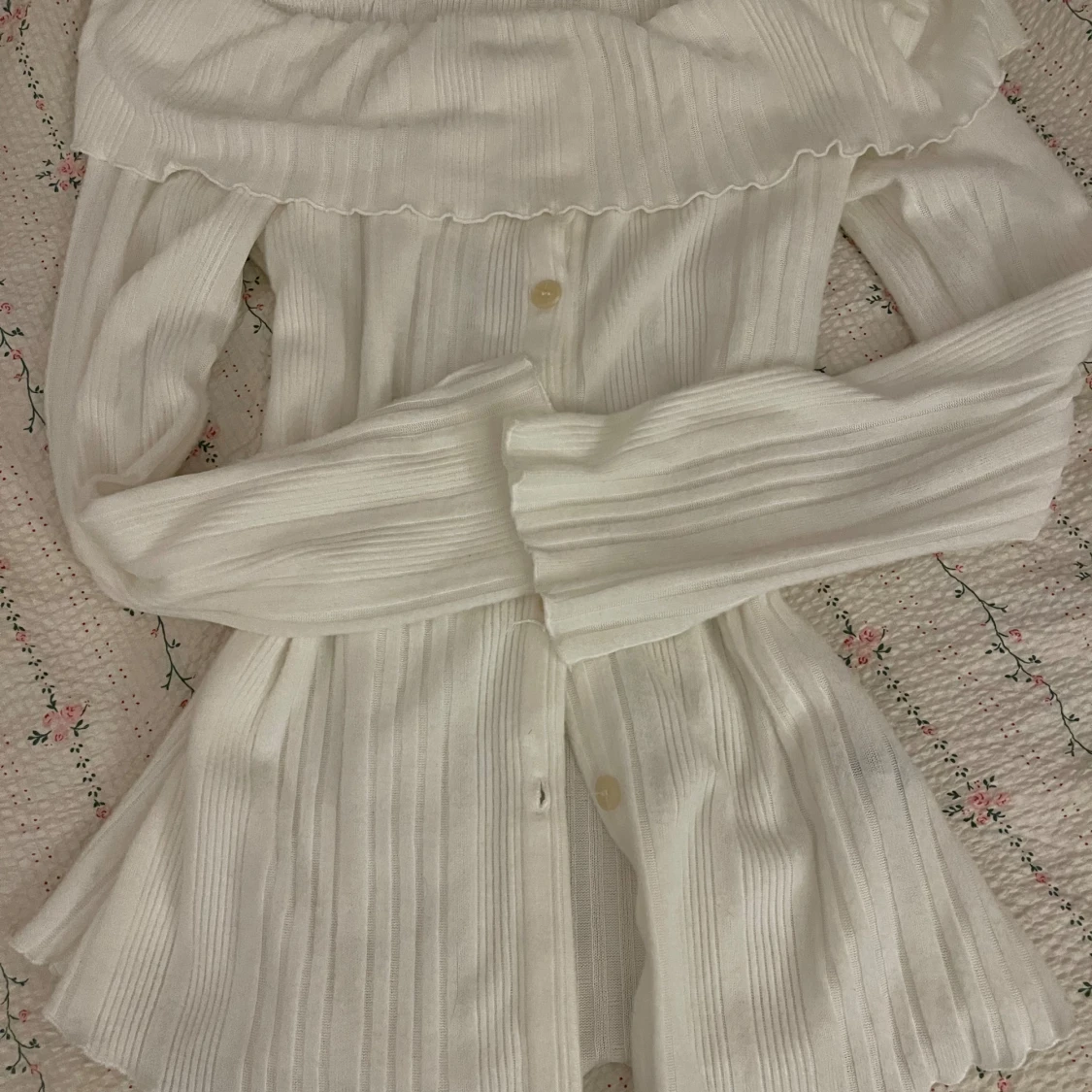 Vit offshoulder blus