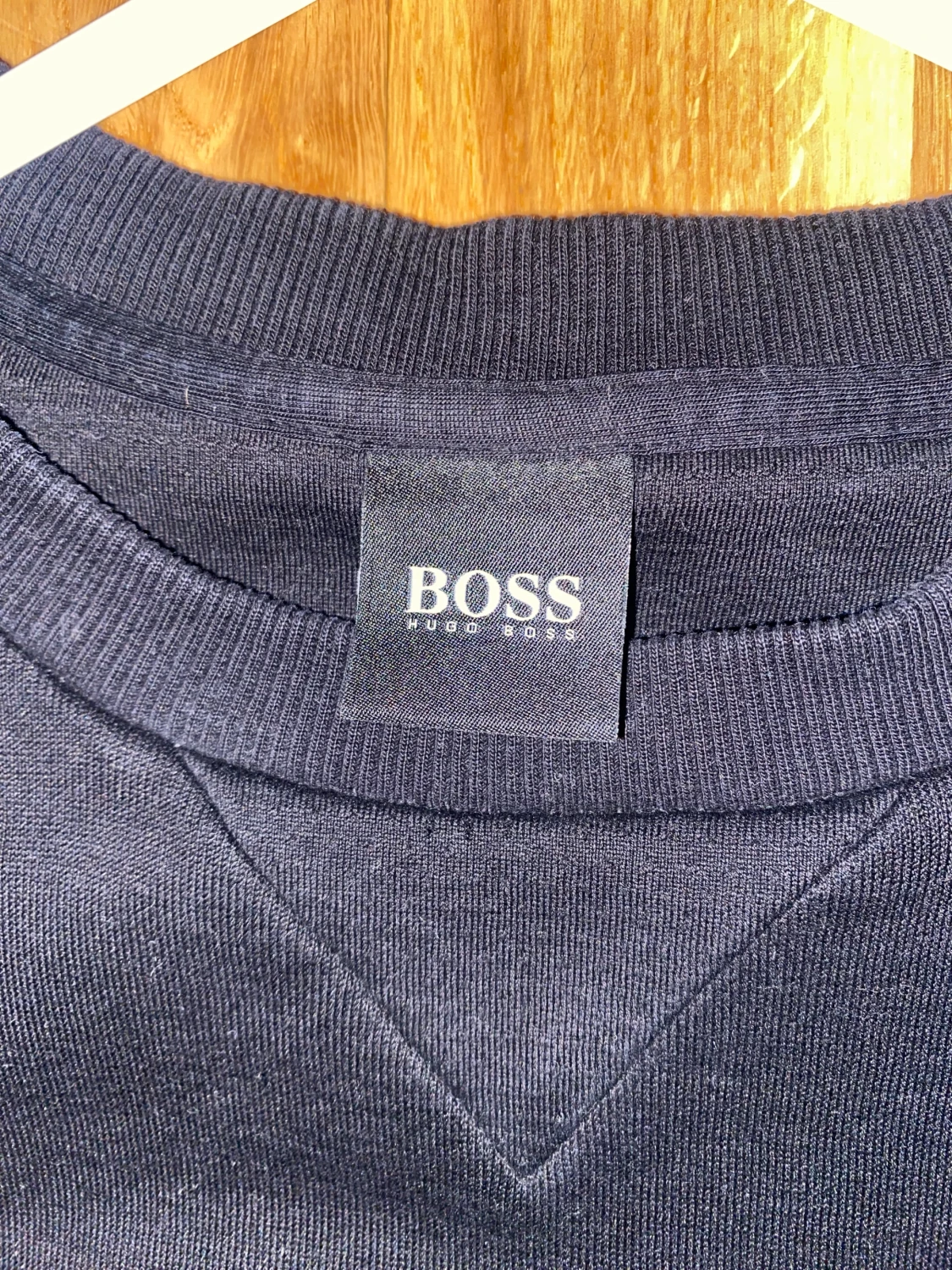 Svart sweatshirt från Hugo Boss - 1
