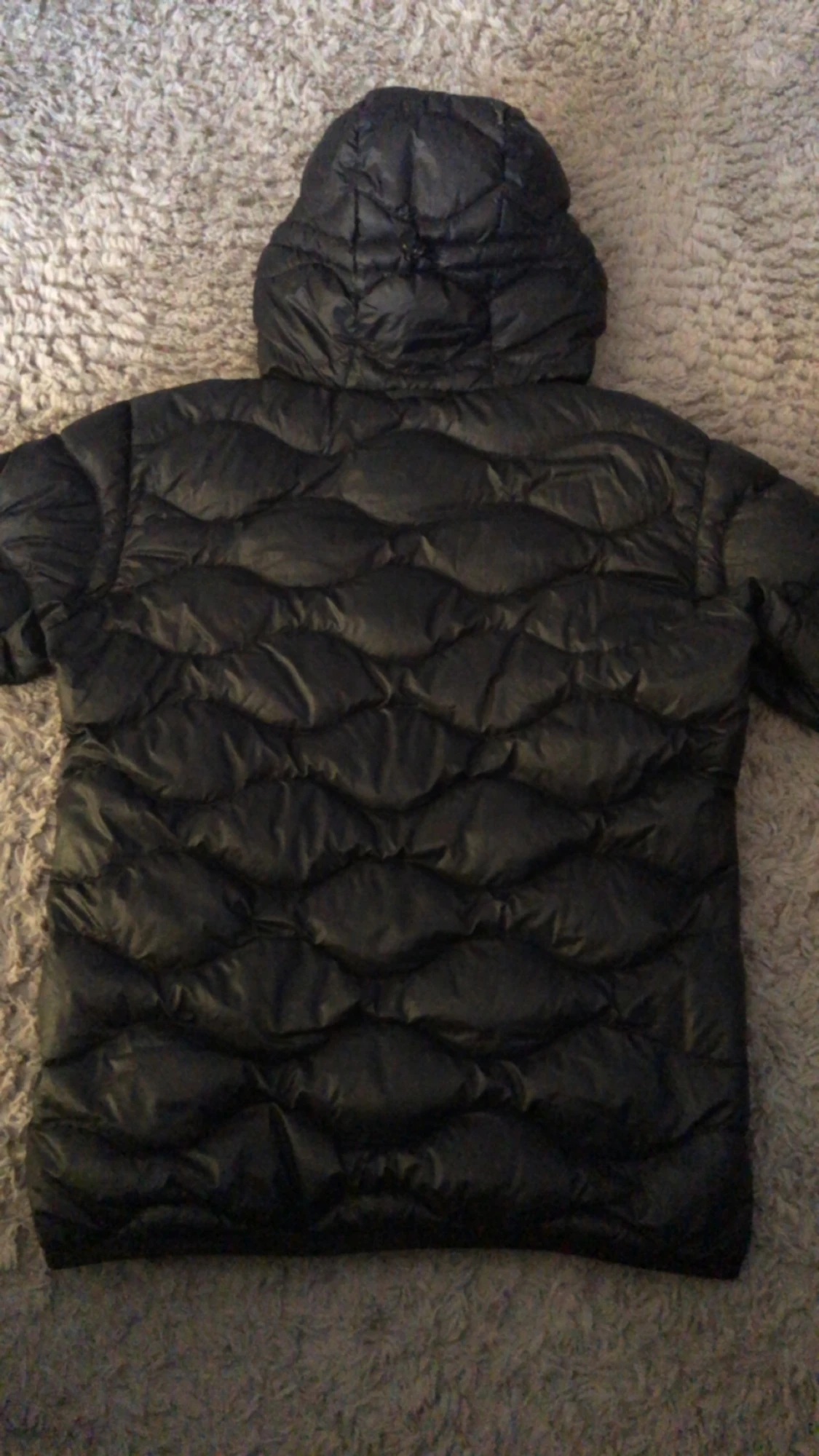 Svart dunjacka Peak Performance  - 2