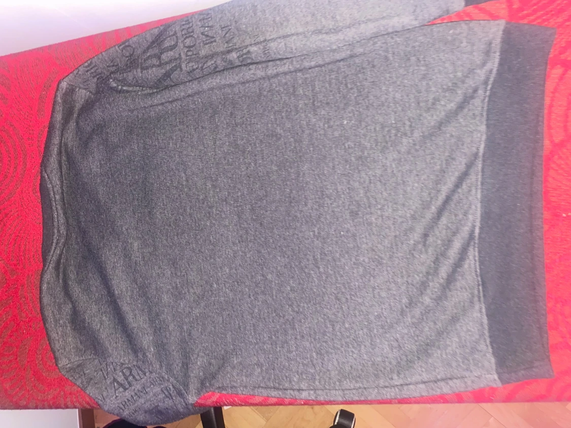 Grå sweatshirt från Emporio Armani - 1